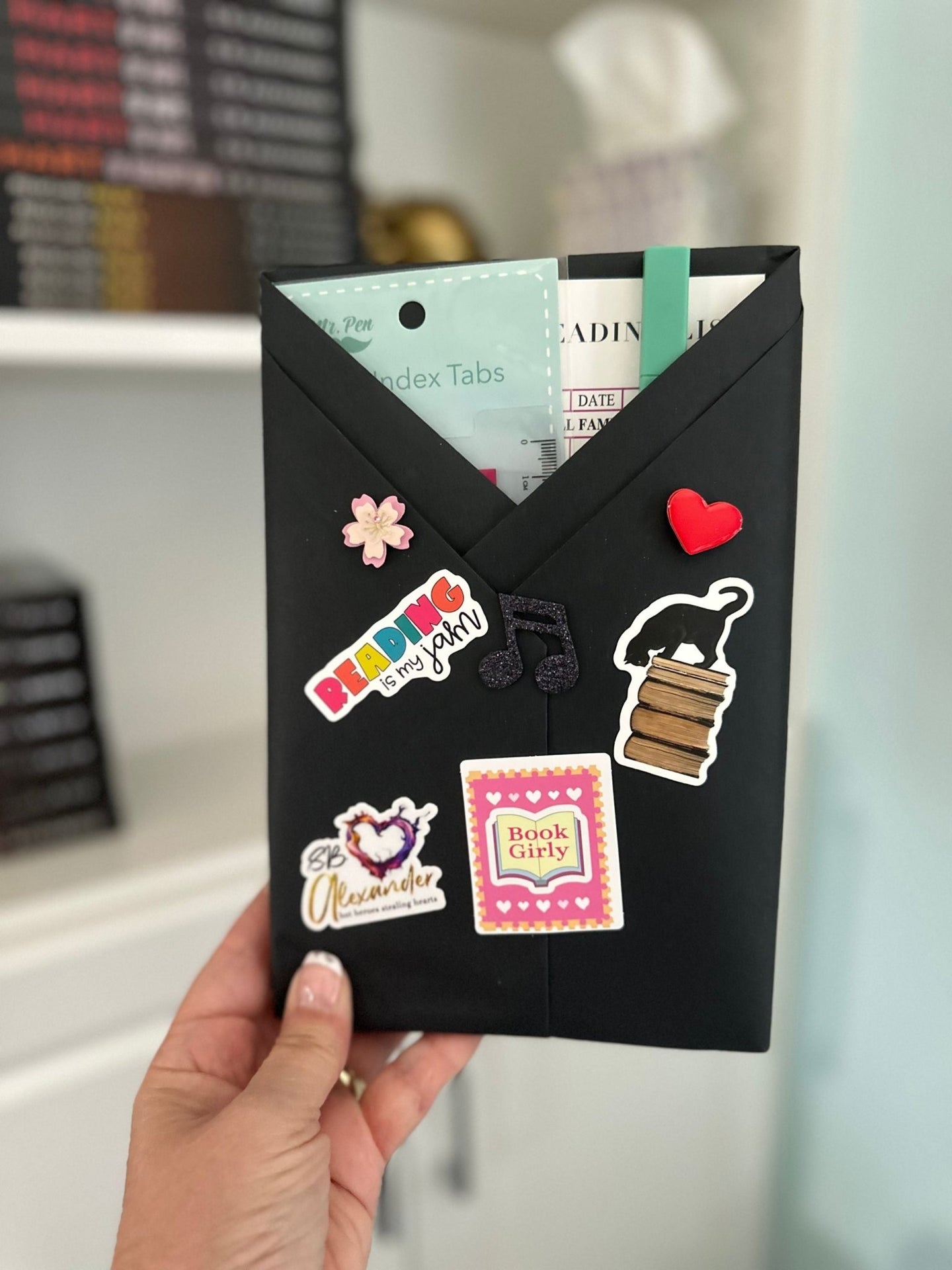 Blind Date With A Book - Mystery Romance Surprise - S.B. Alexander Books